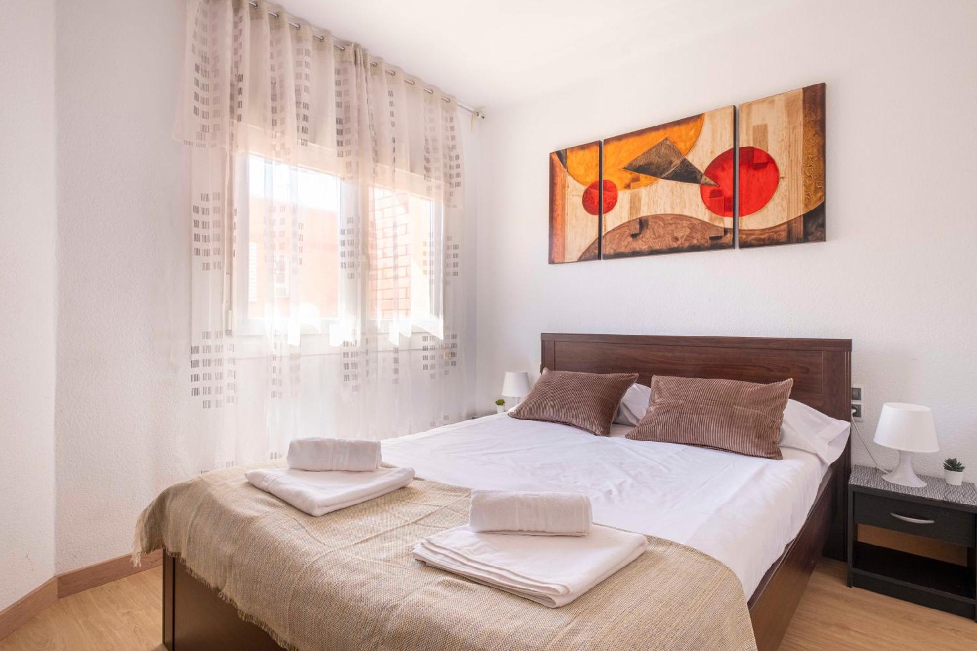 5 Min To The Sea And 15 Min To Barcelona Center Appartement Sant Adria de Besos Buitenkant foto