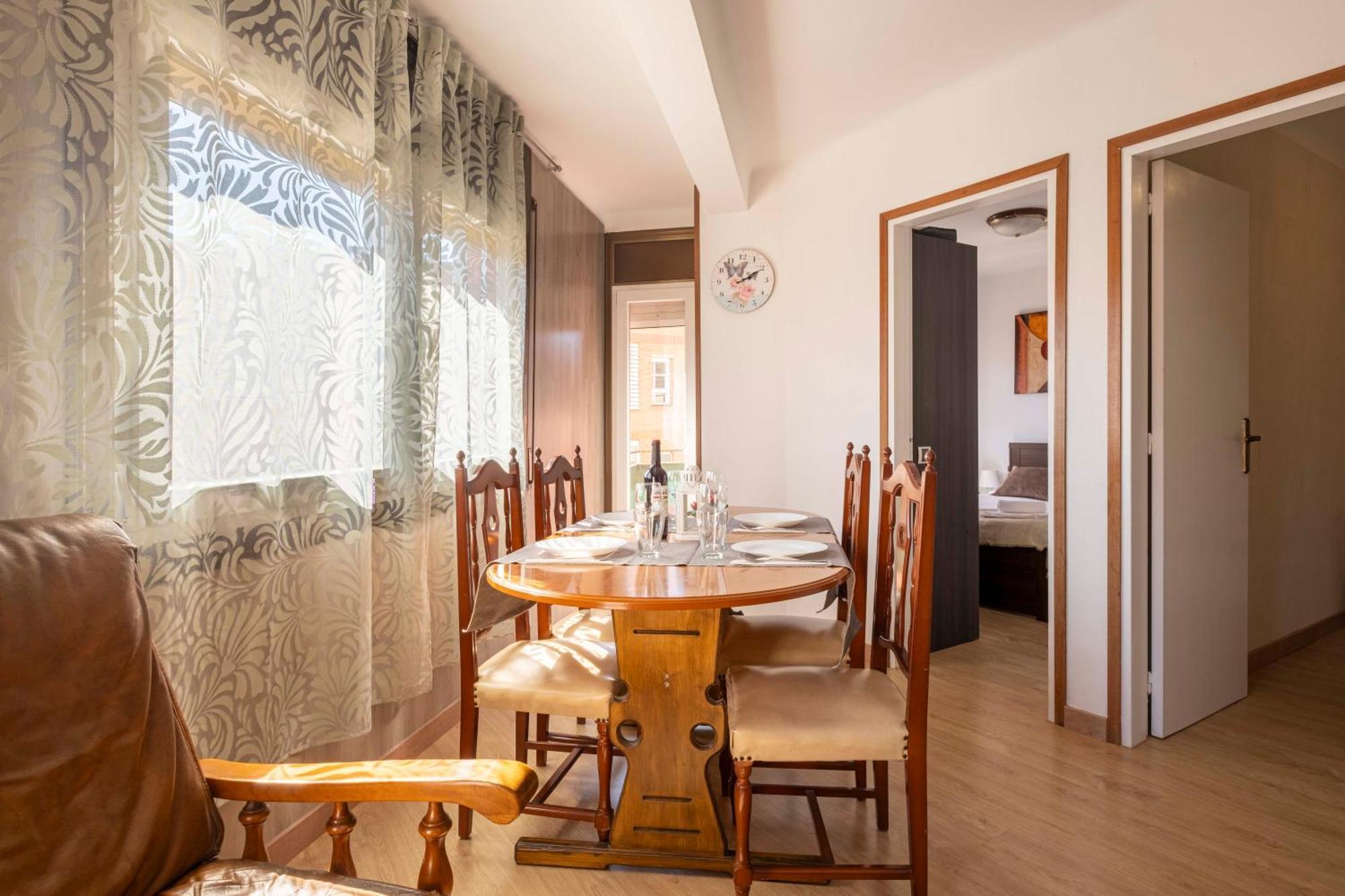 5 Min To The Sea And 15 Min To Barcelona Center Appartement Sant Adria de Besos Buitenkant foto