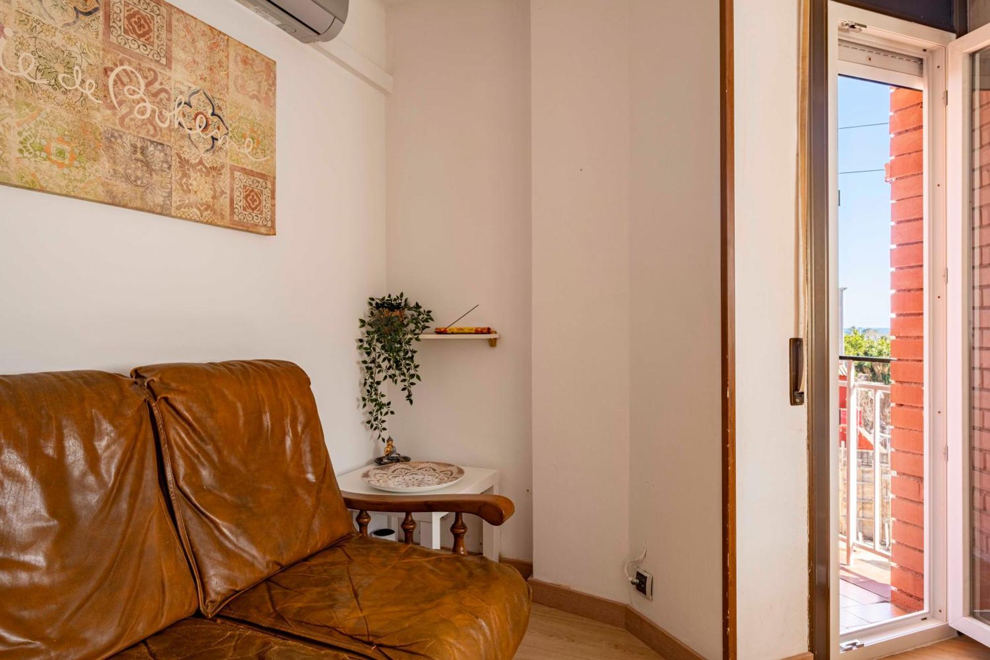5 Min To The Sea And 15 Min To Barcelona Center Appartement Sant Adria de Besos Buitenkant foto