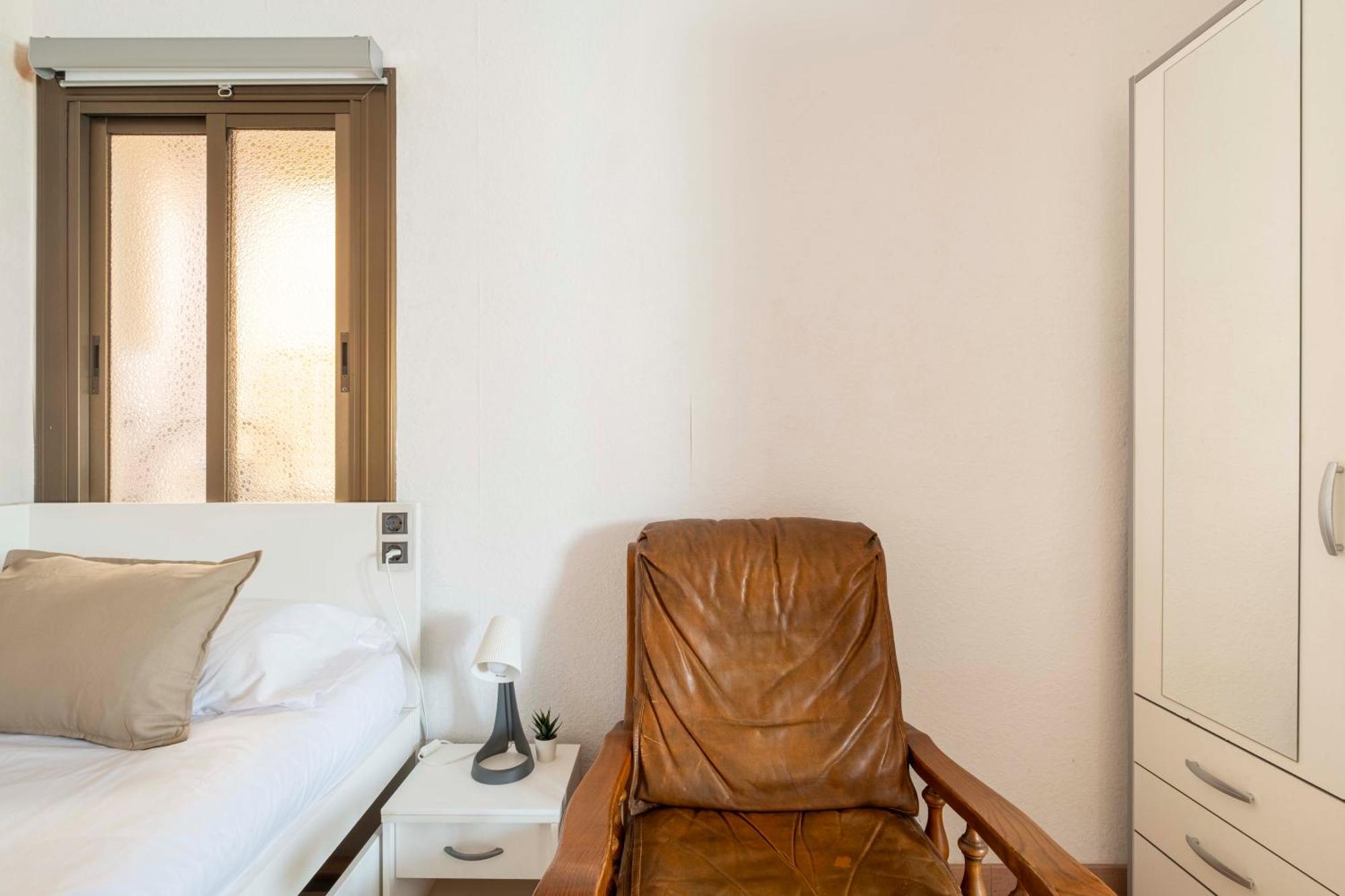 5 Min To The Sea And 15 Min To Barcelona Center Appartement Sant Adria de Besos Buitenkant foto