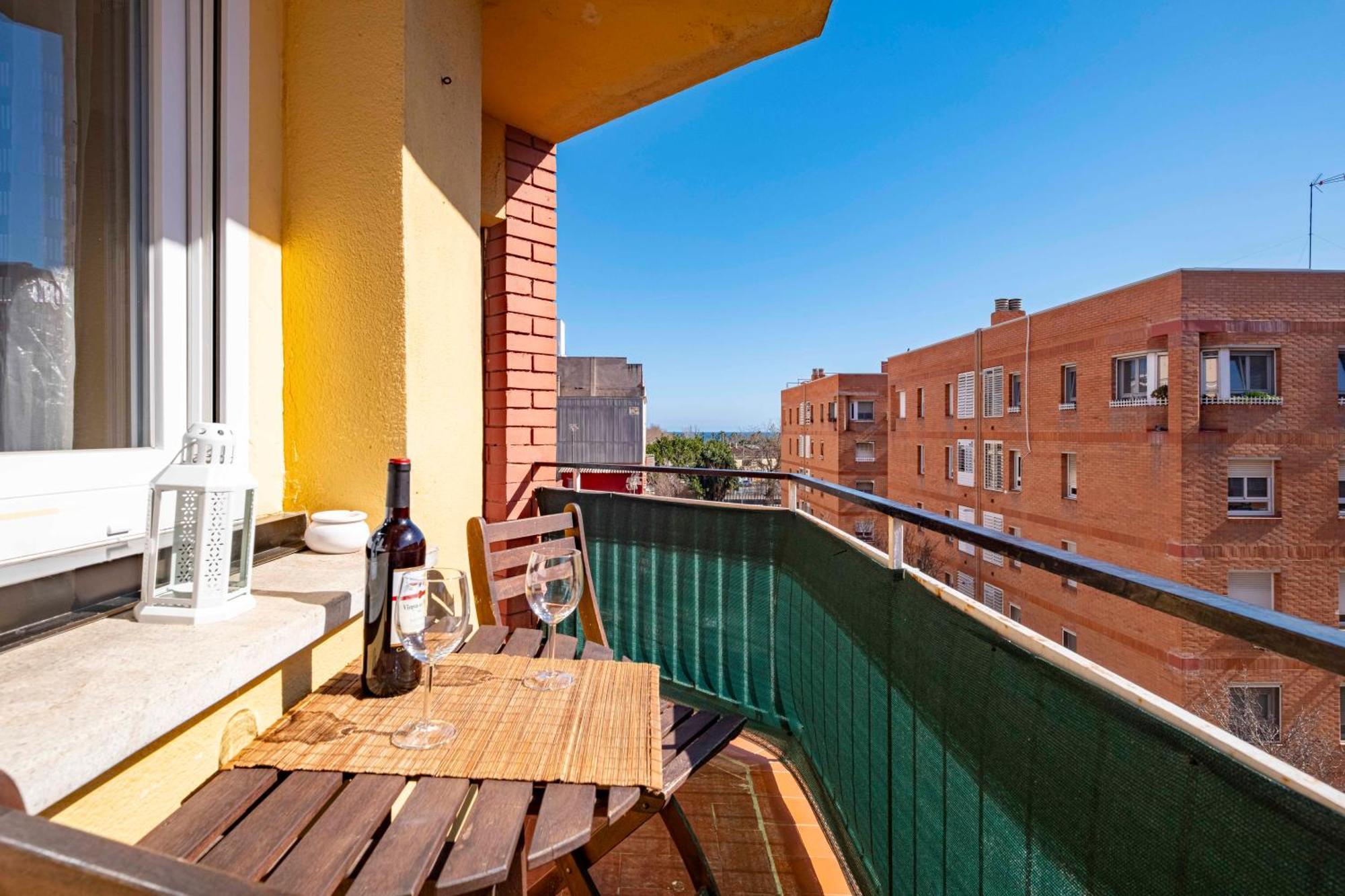 5 Min To The Sea And 15 Min To Barcelona Center Appartement Sant Adria de Besos Buitenkant foto