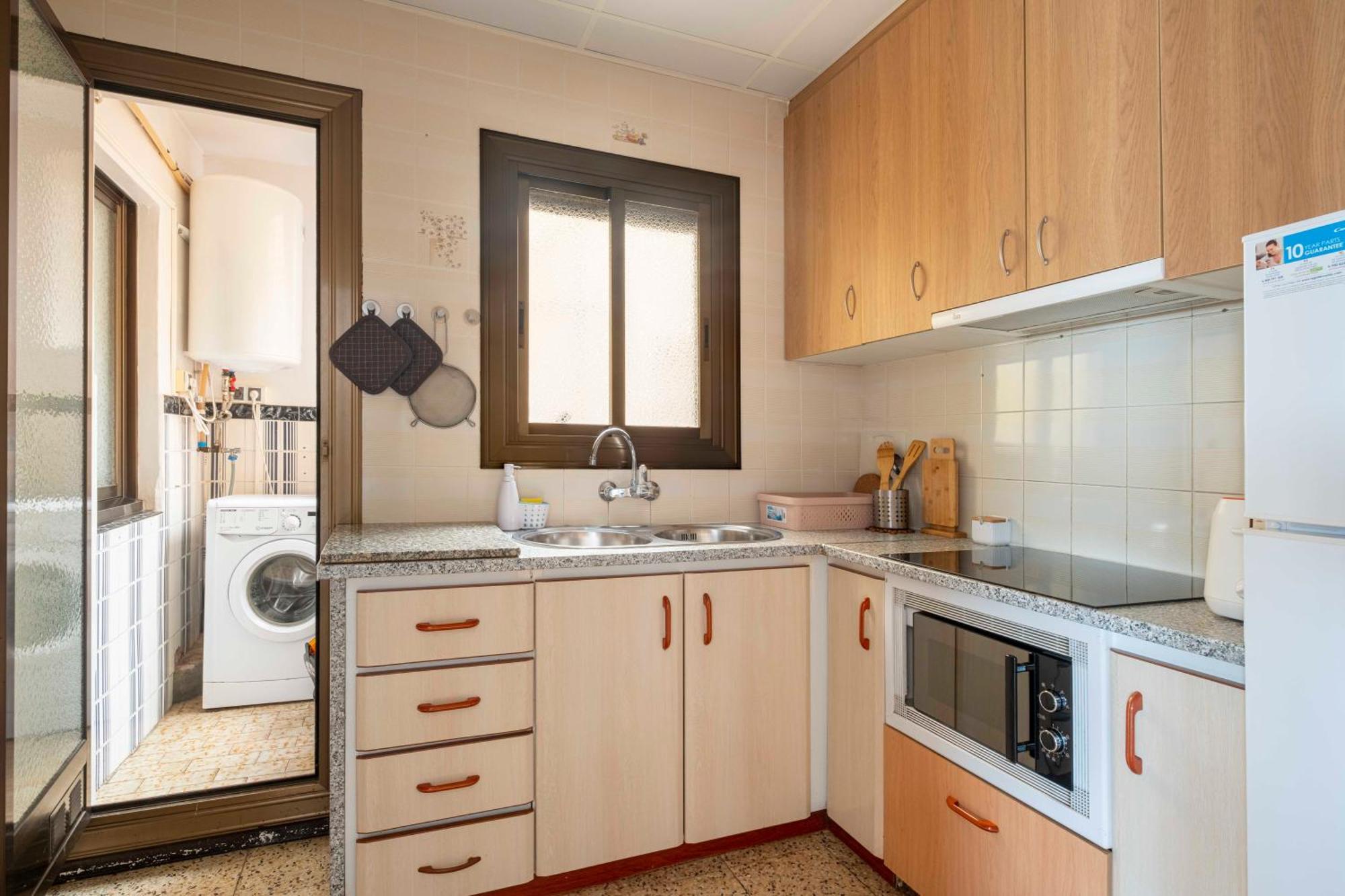 5 Min To The Sea And 15 Min To Barcelona Center Appartement Sant Adria de Besos Buitenkant foto